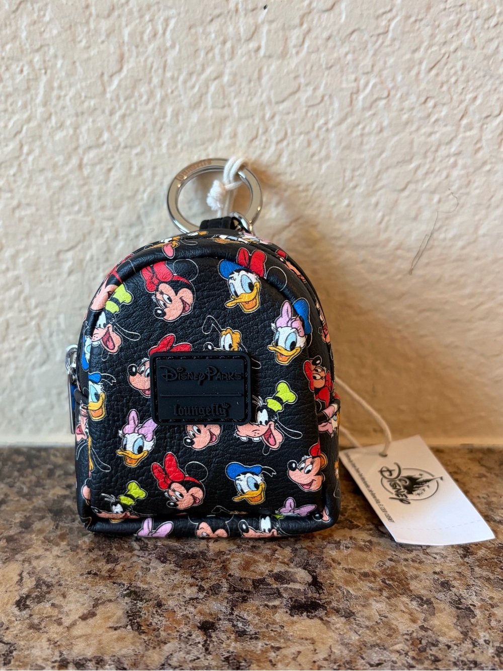 🖤LF Disney Parks Fab 5 Mini BP Keychain